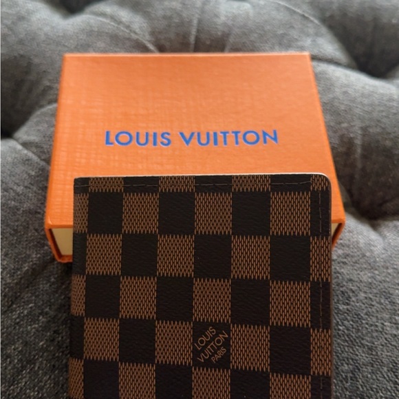 Louis Vuitton Other - Louis Vuitton Brown Bi-Fold Card Holder